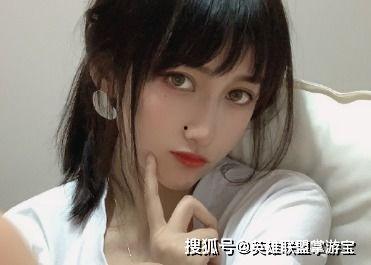网红吃瓜事件俩个女的
